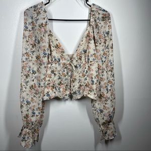 NWT Dress Forum Crop Top